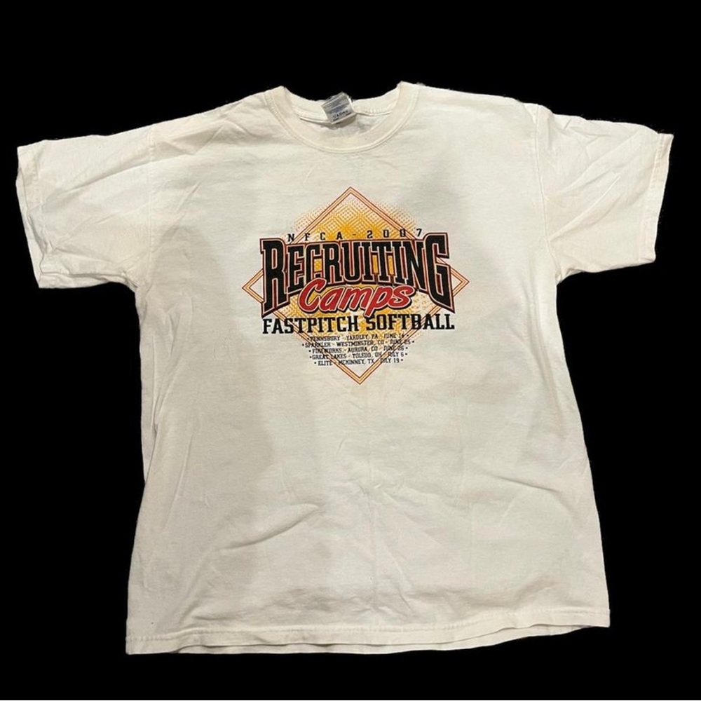 Vintage logo tee, size M